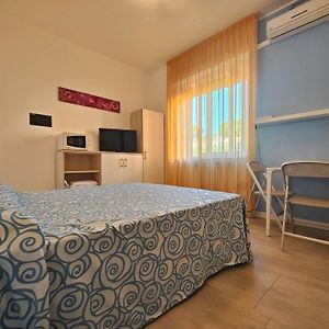 Studio con letto king size